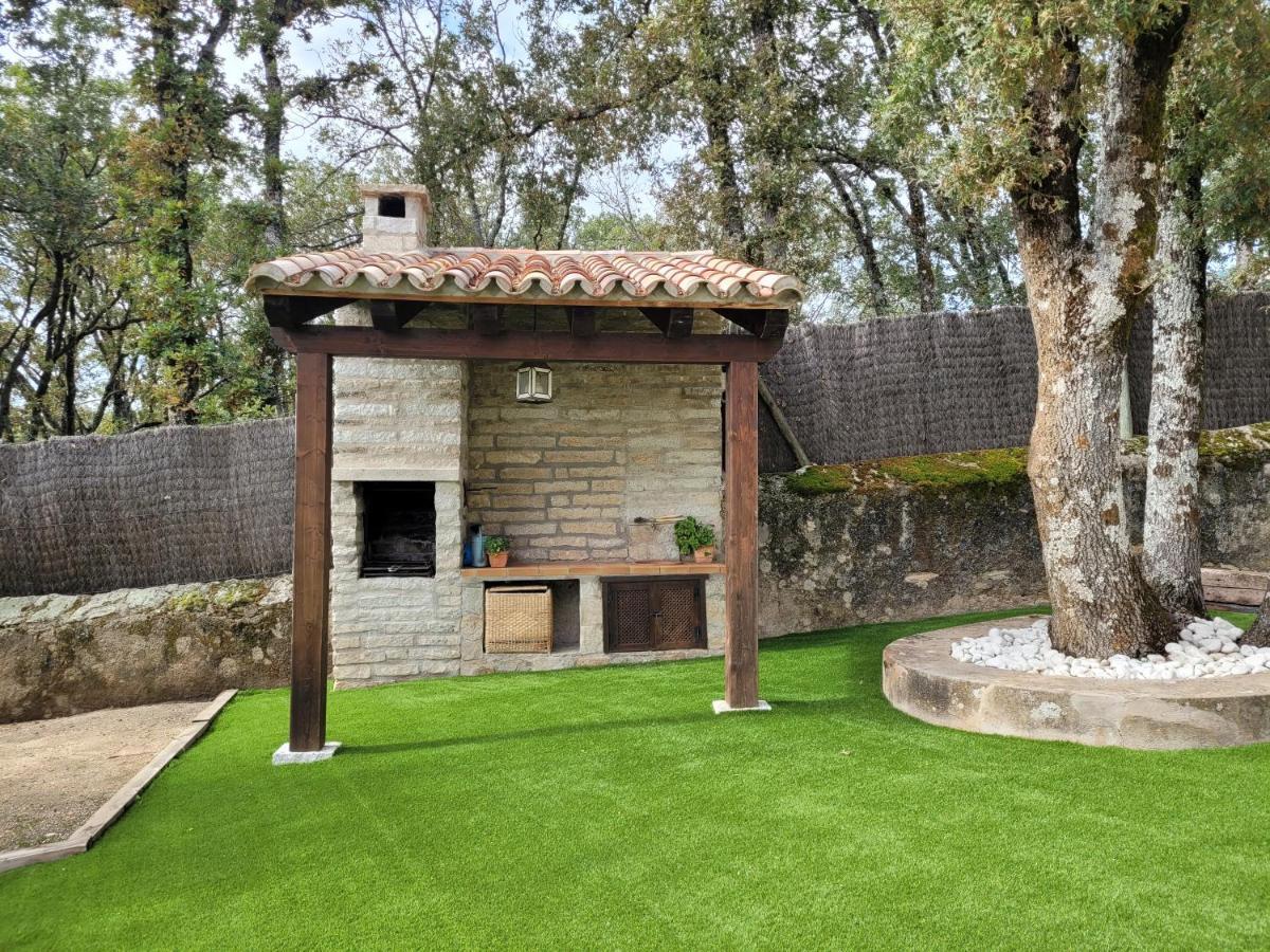 El Robledal - Miraflores De La Sierra Exterior photo