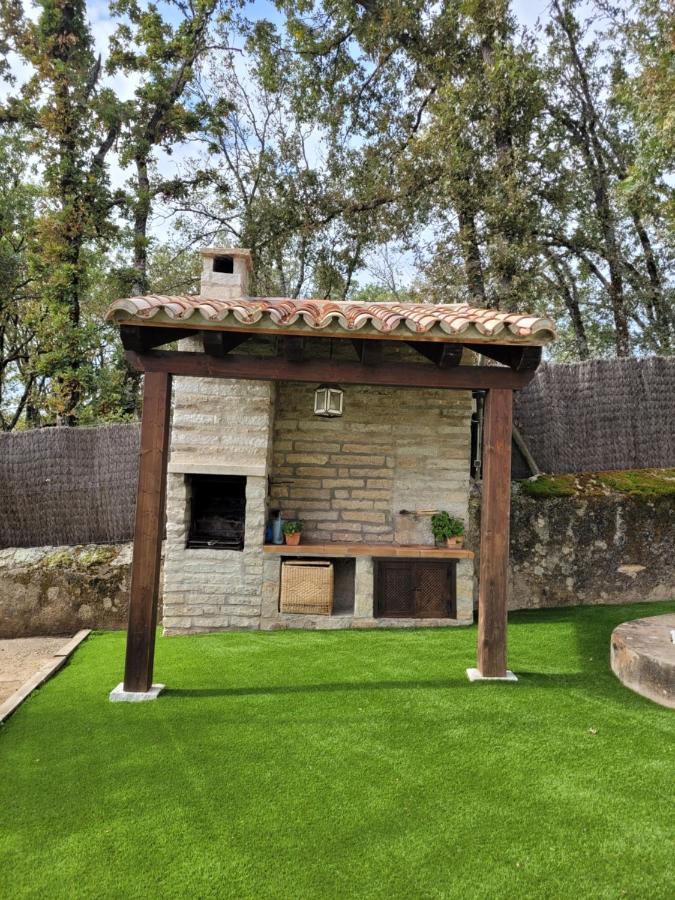 El Robledal - Miraflores De La Sierra Exterior photo