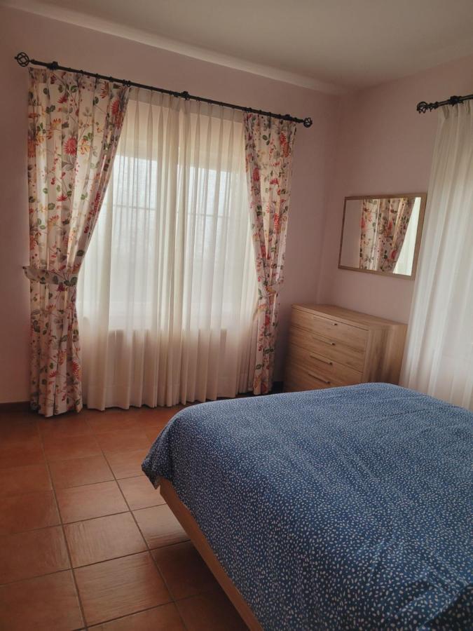 El Robledal - Miraflores De La Sierra Exterior photo